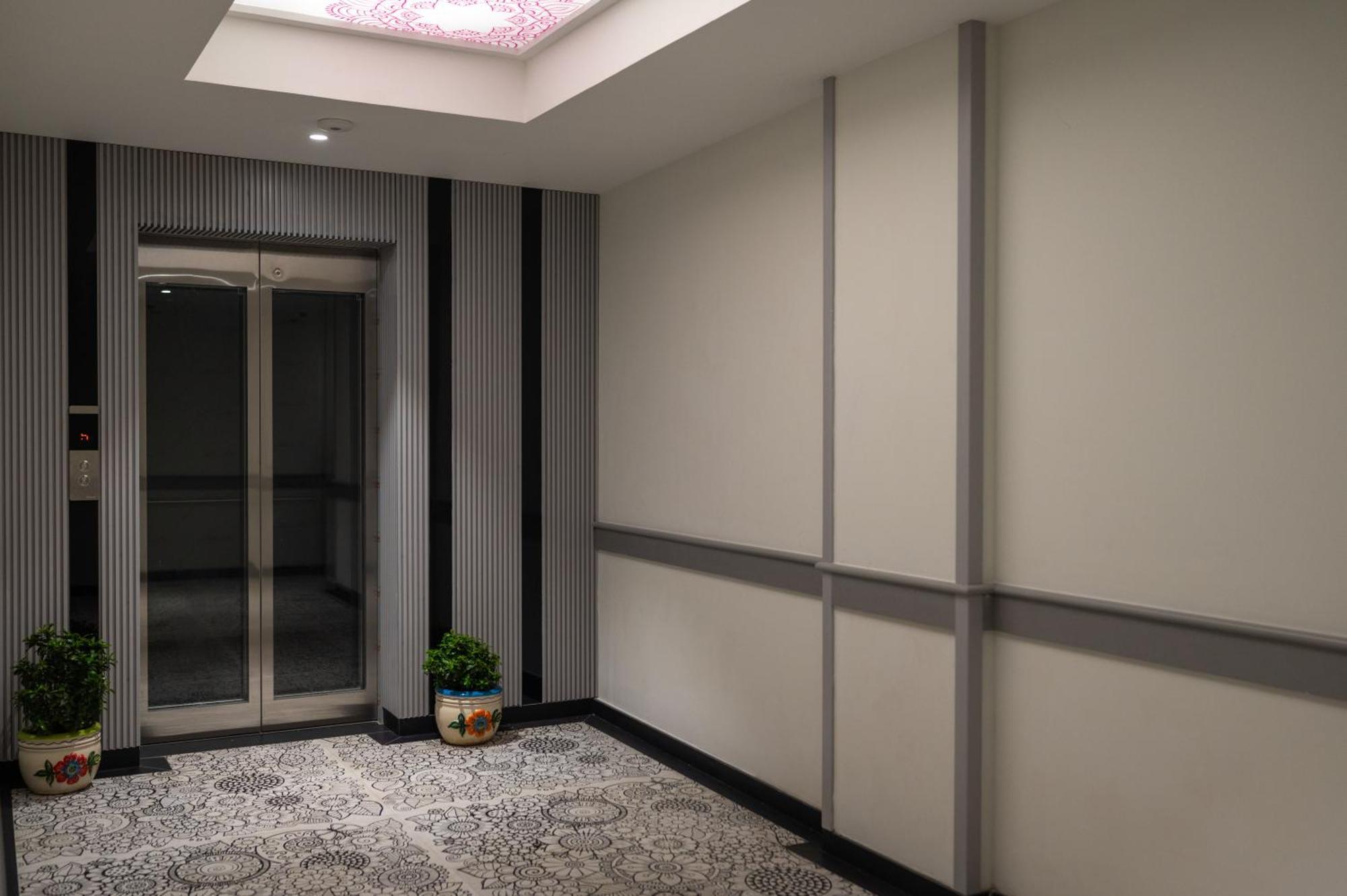 Zibe Luxe Kakinada By Grt Hotels Eksteriør bilde