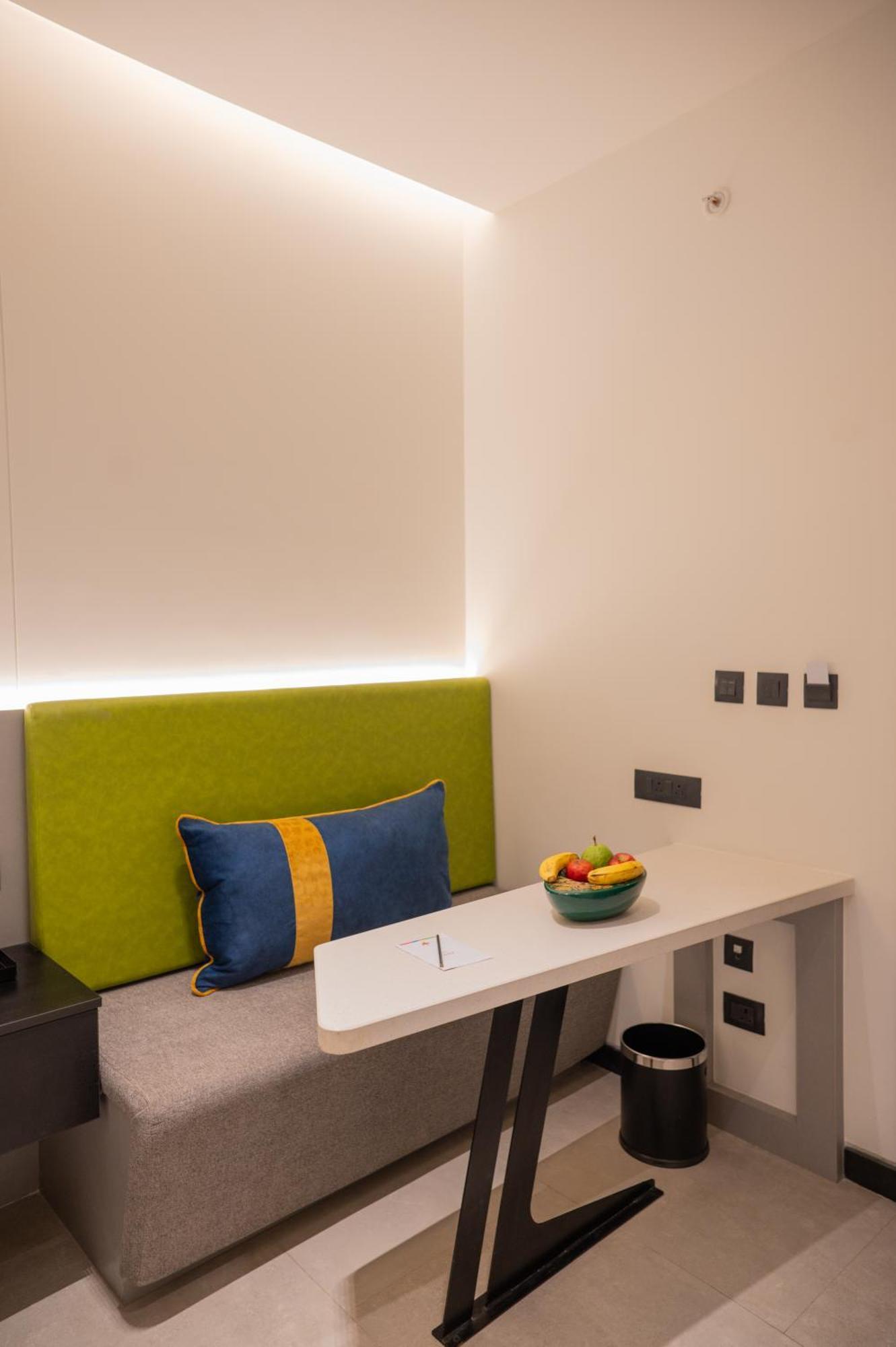Zibe Luxe Kakinada By Grt Hotels Eksteriør bilde