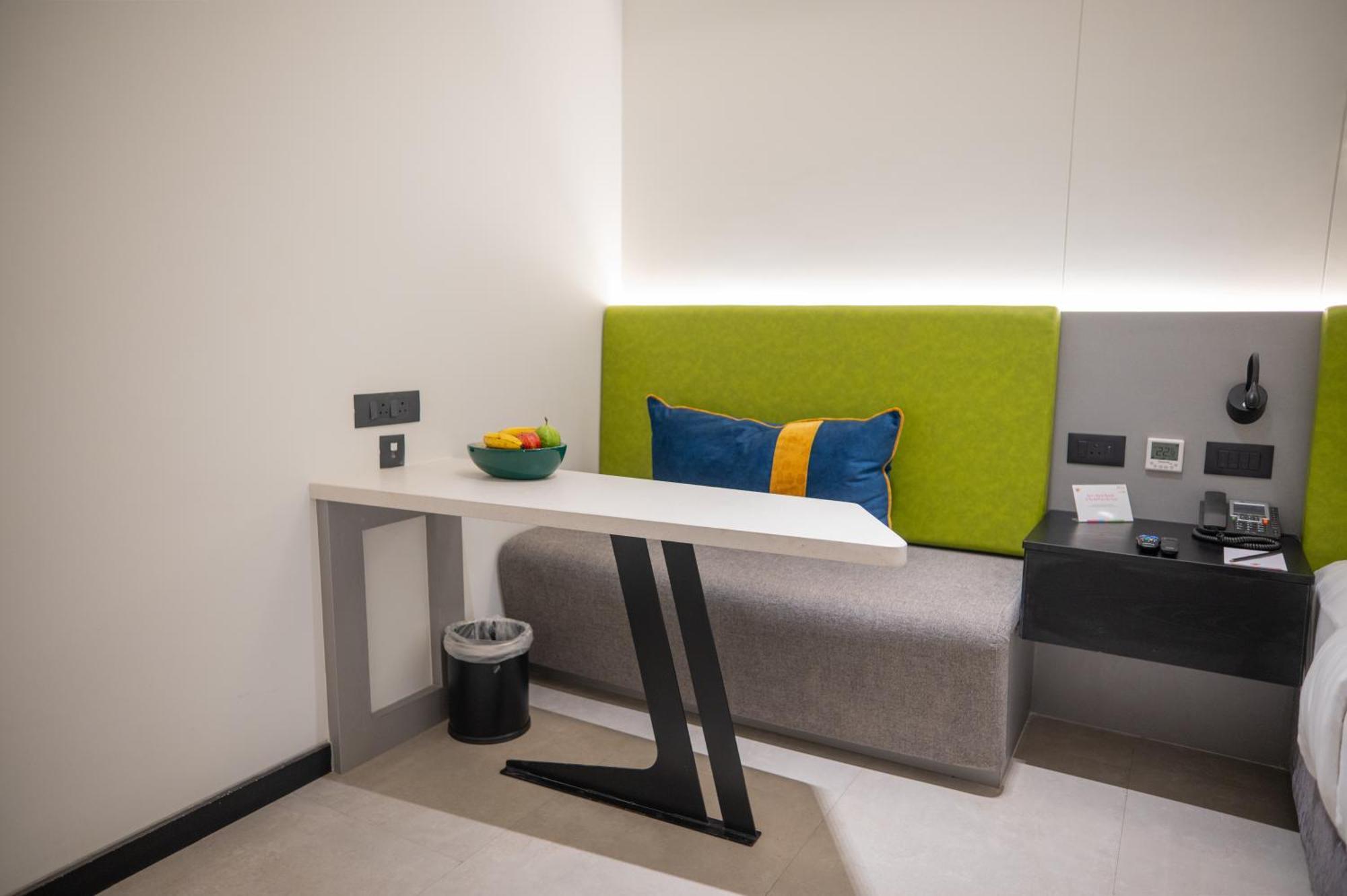Zibe Luxe Kakinada By Grt Hotels Eksteriør bilde
