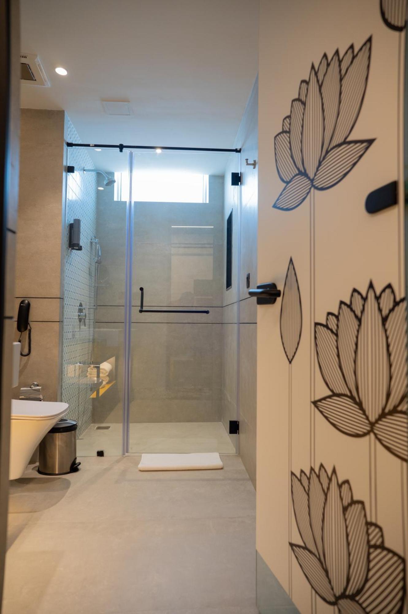 Zibe Luxe Kakinada By Grt Hotels Eksteriør bilde