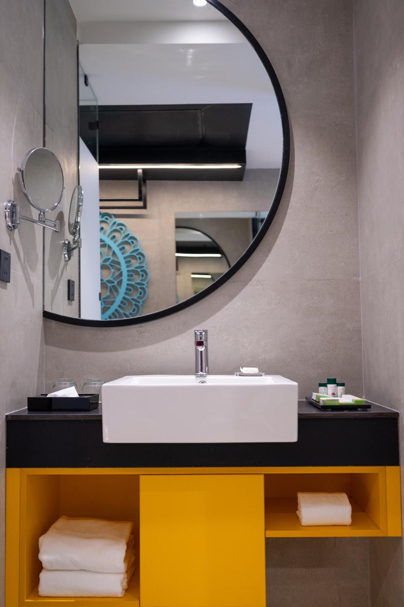 Zibe Luxe Kakinada By Grt Hotels Eksteriør bilde