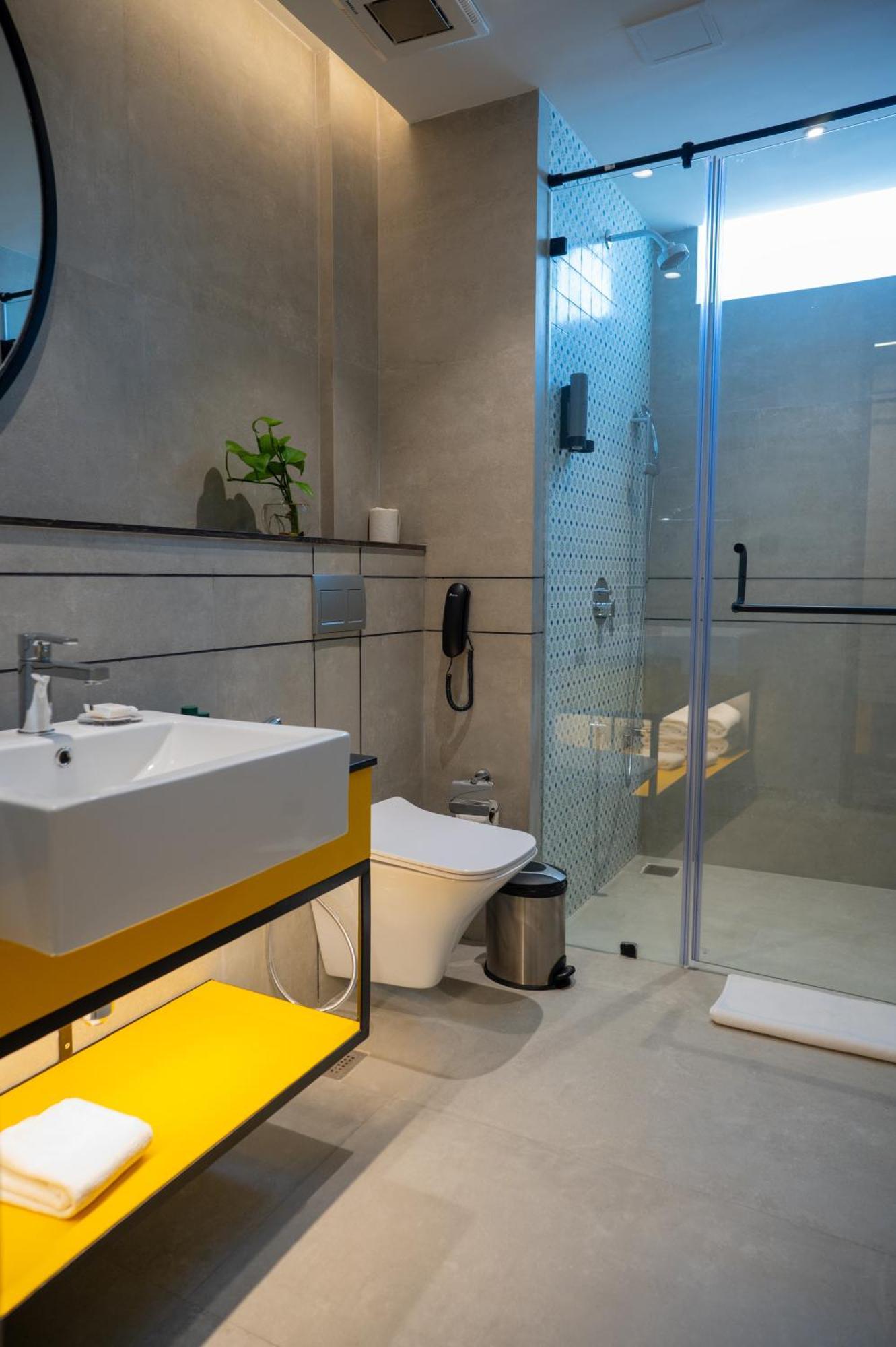 Zibe Luxe Kakinada By Grt Hotels Eksteriør bilde