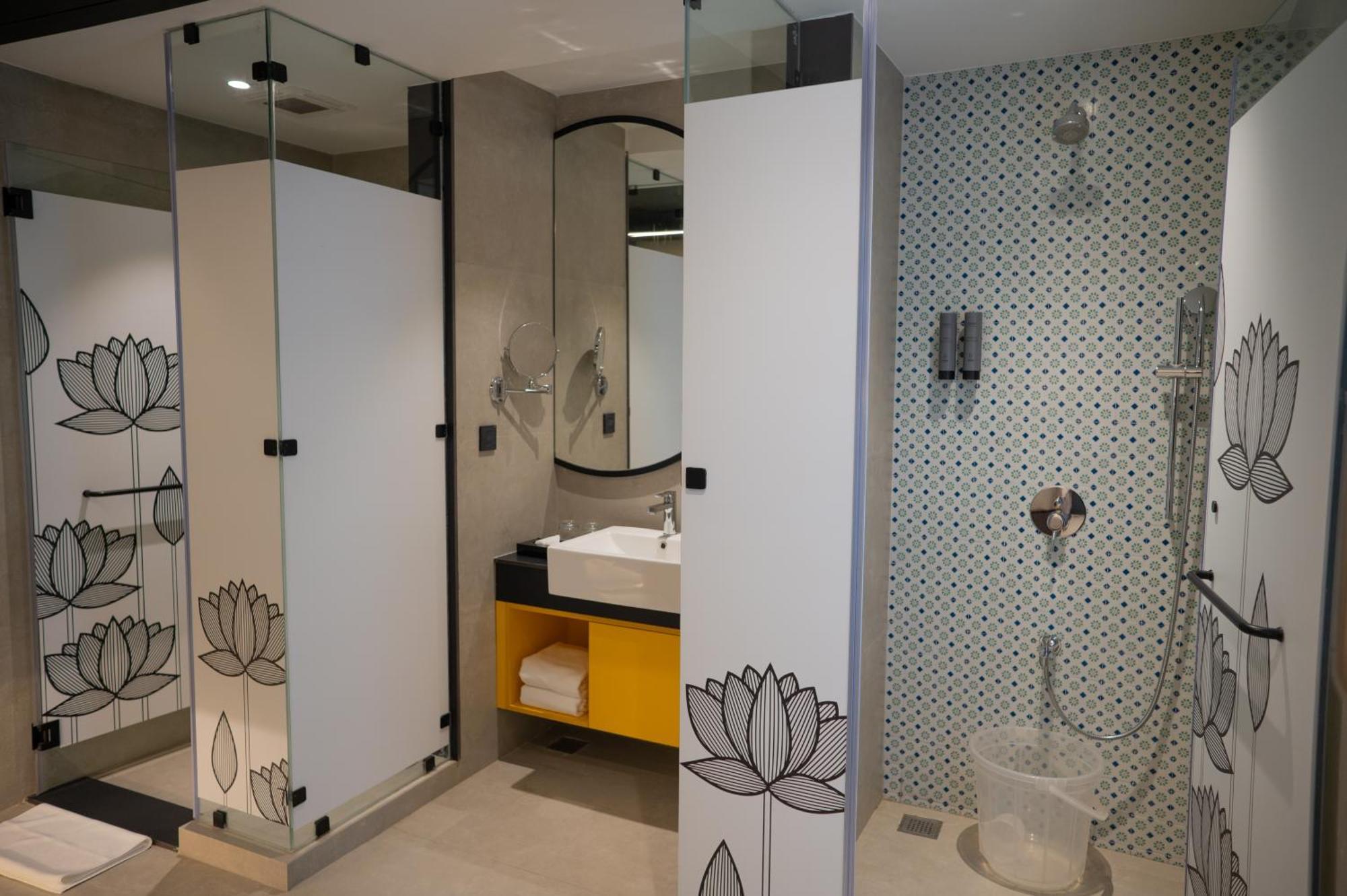 Zibe Luxe Kakinada By Grt Hotels Eksteriør bilde